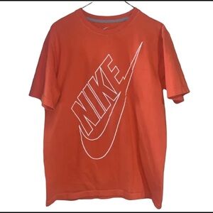 Nike T Shirt Mens Regular Fit  Size Medium Orange